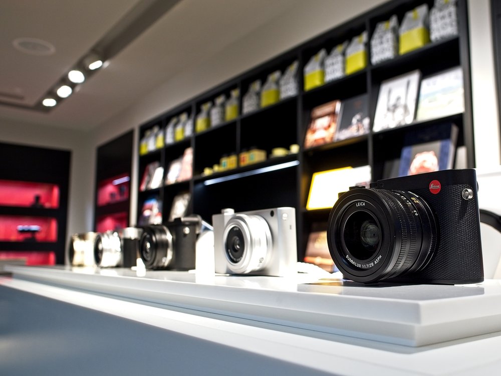   Right, I’ve narrowed down my choice. A Q, a CL, an M10-P or a D-Lux 7. Apologies to the TL. I’m buggered if they introduce an M10 Monochrom  